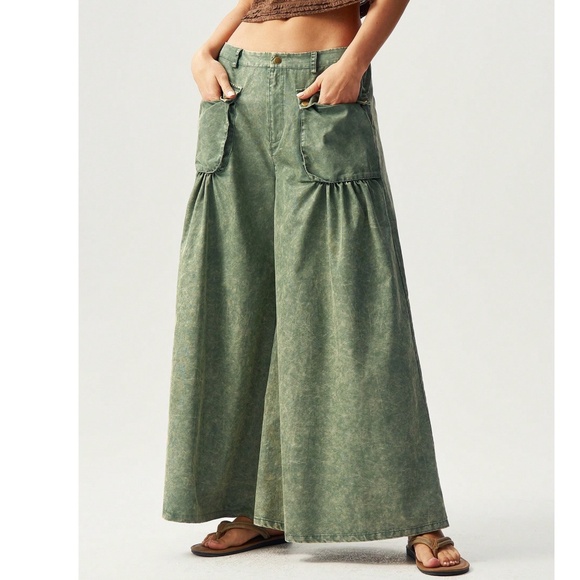 Boho Mineral Wash Green Pockets Stretchy Waist Wide leg Denim Pants - Picture 1 of 6